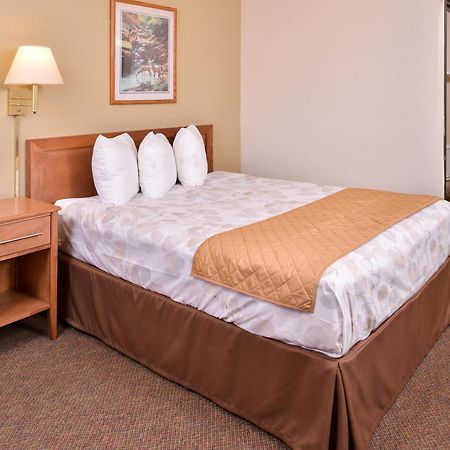 Americas Best Value Inn Missouri Valley Eksteriør billede