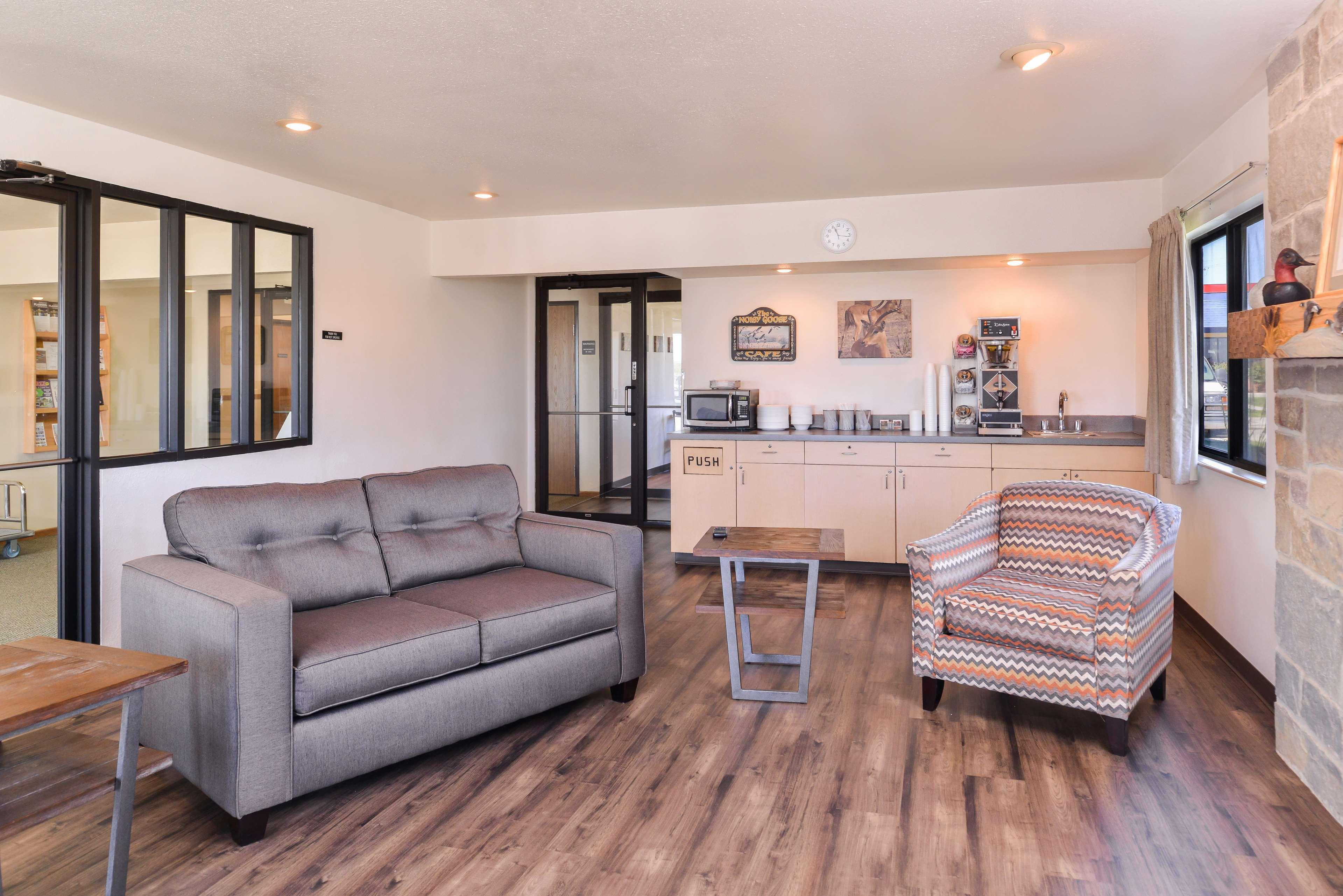 Americas Best Value Inn Missouri Valley Eksteriør billede