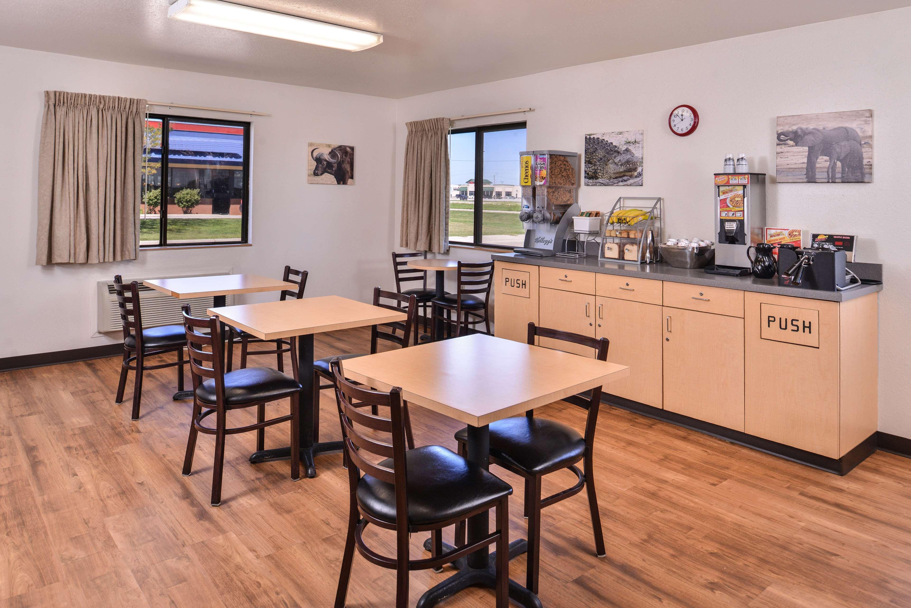 Americas Best Value Inn Missouri Valley Eksteriør billede
