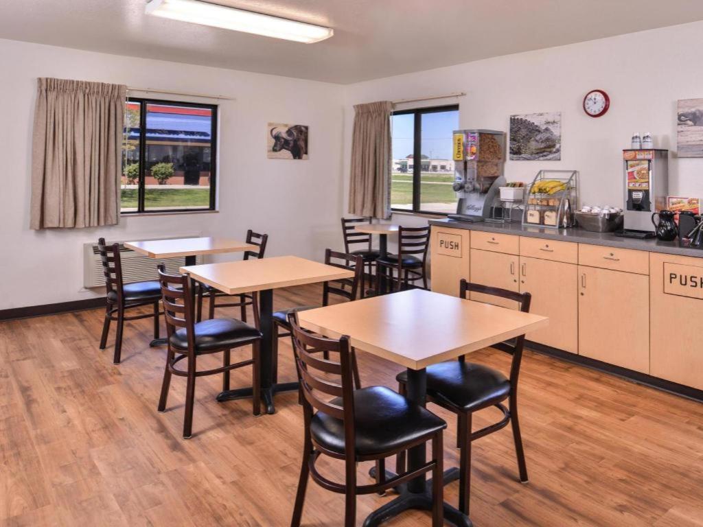Americas Best Value Inn Missouri Valley Eksteriør billede